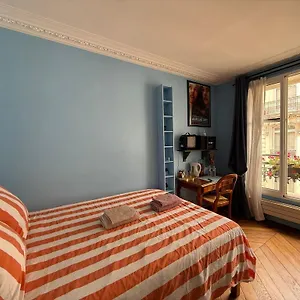 Bergere Opera Trevise - 2 Connecting With Private Bathroom And 1 Study - 35 M2 Paris